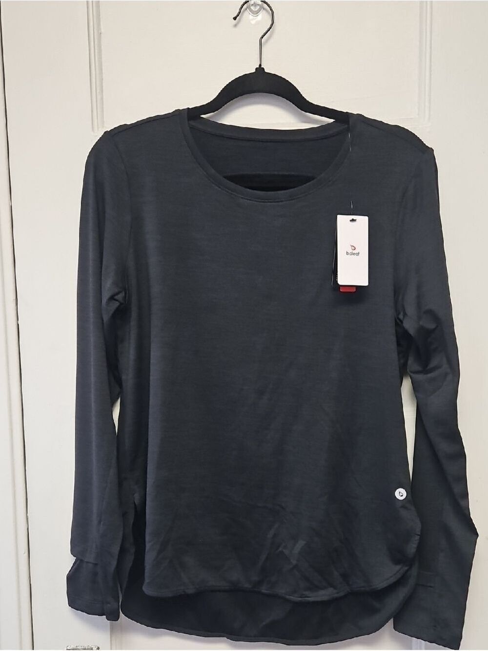 Baleaf Women's Long-Sleeve Crewneck Top in Charcoal Black